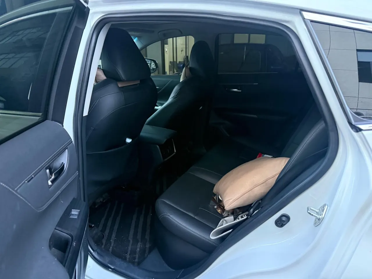Toyota 2022 LingFang Shuangqing 2.5 Stepless Two-Drive Deluxe Automatic Gear 2