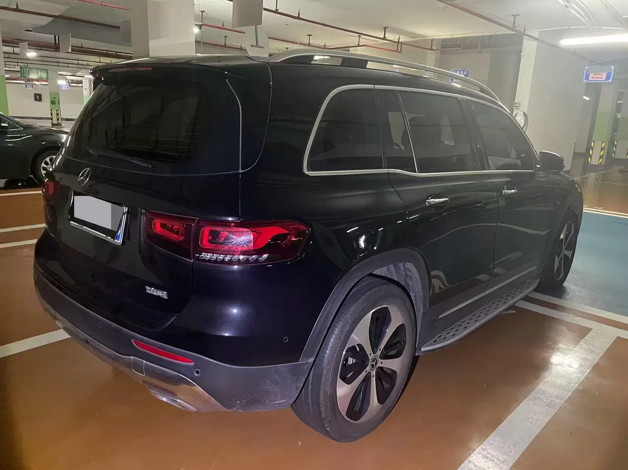 Mercedes Benz 2023 GLB 220 2.0T Fashion Automatic 2