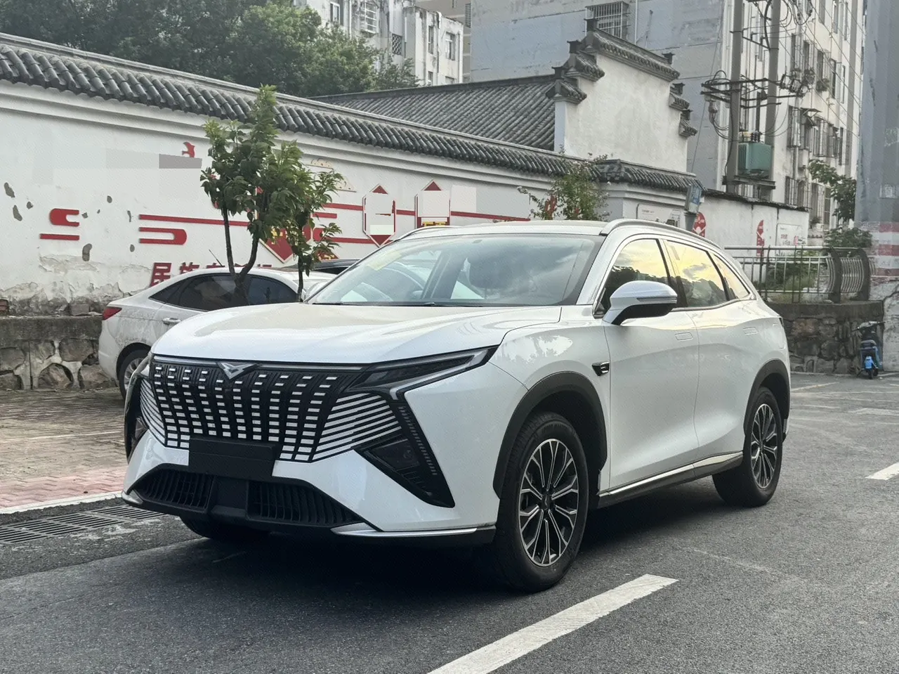 Victory Auto 2026 Kunlun I HD 1.5T 201km Mountain Edition Automatic Gear - View 1