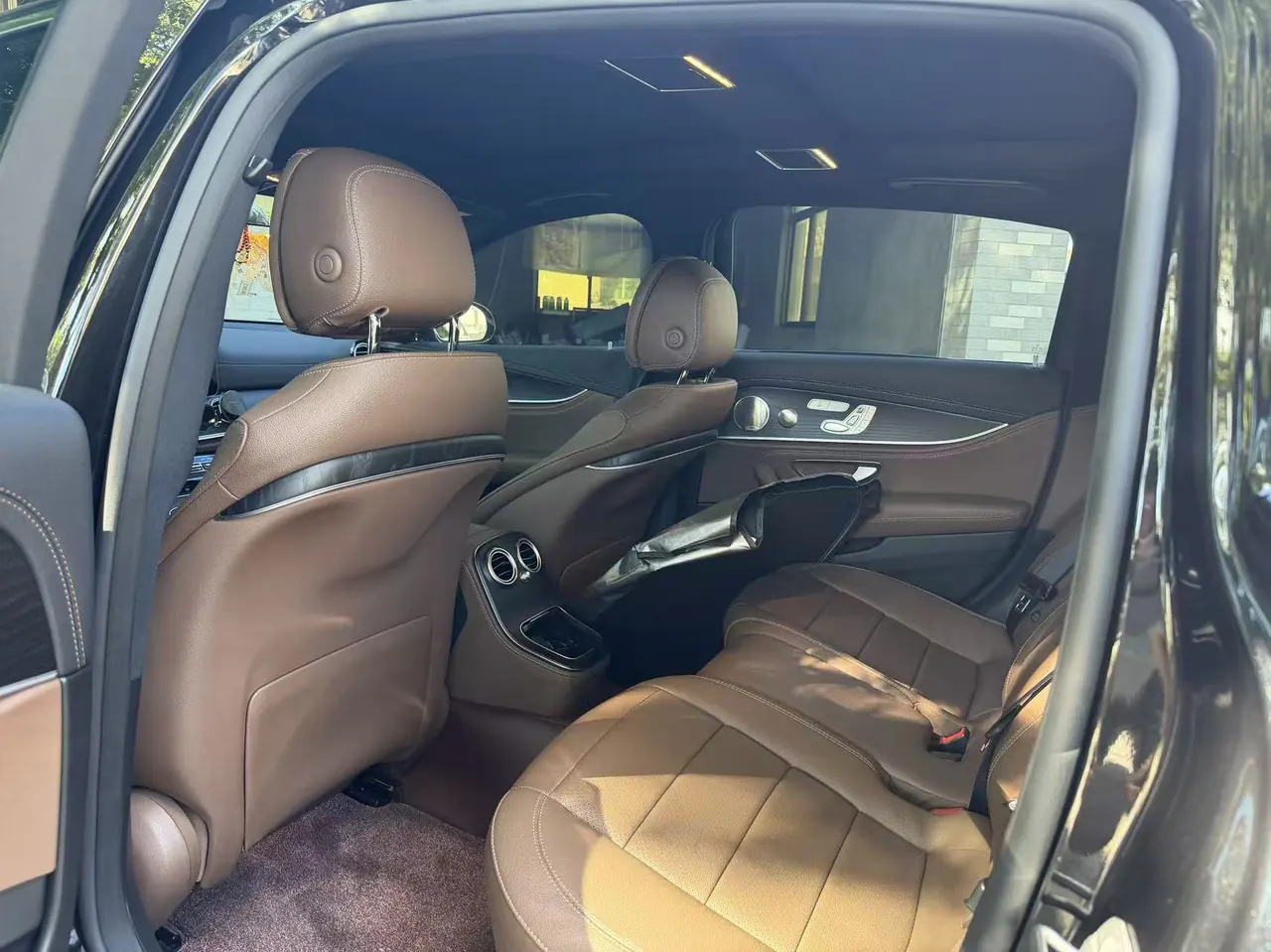 Mercedes Benz E Class 2023 E 300 L 2.0T Sports Luxury Automatic Gear 5