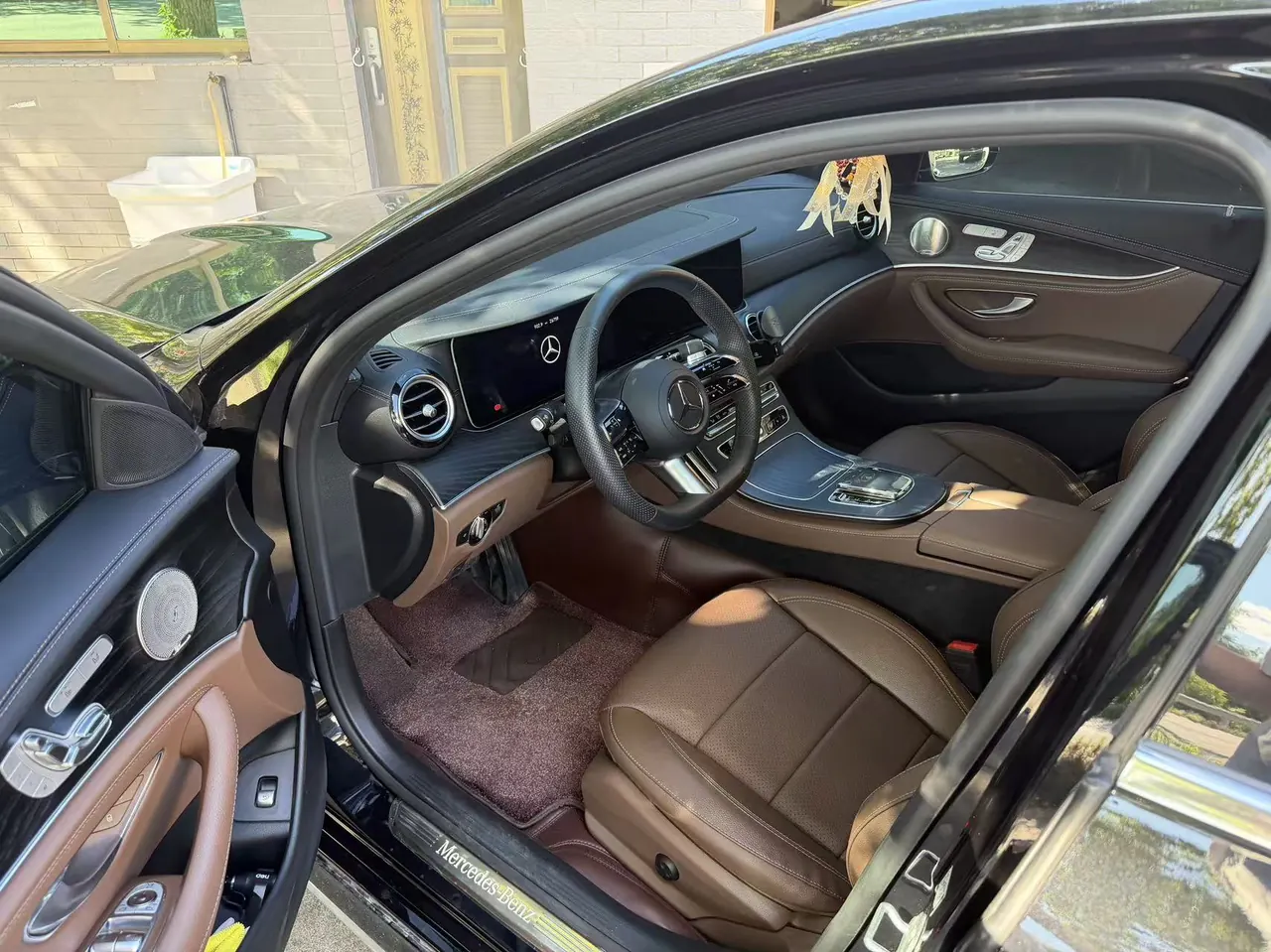 Mercedes Benz E Class 2023 E 300 L 2.0T Sports Luxury Automatic Gear 6