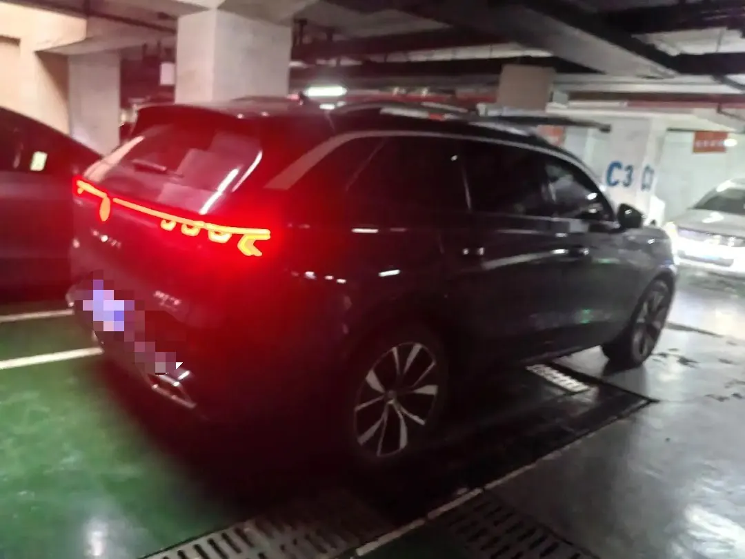Volkswagen 2023 model tour R-Line 2.0TSI 380TSI four-wheel drive starting version automatic gear 4