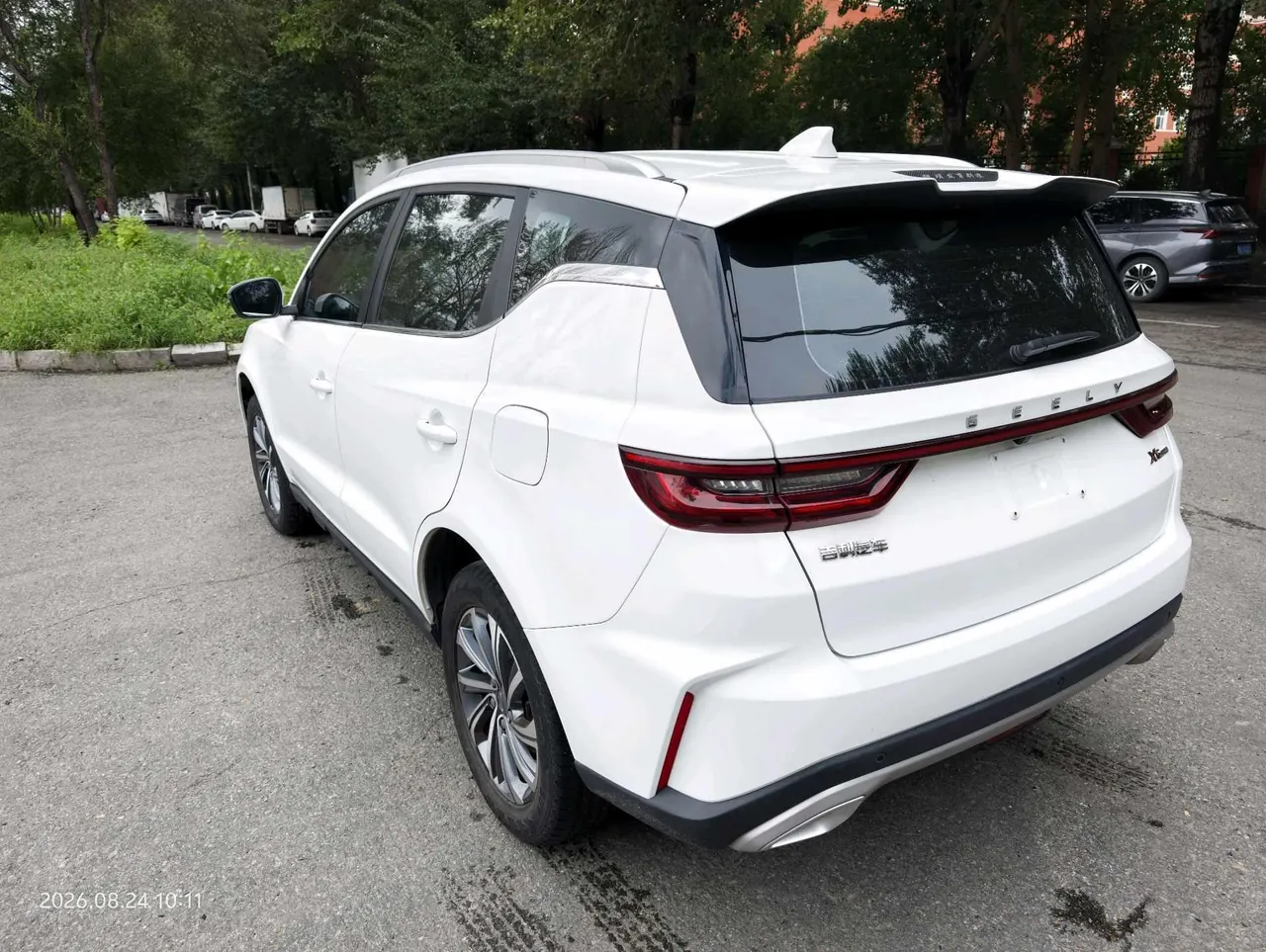 Geely Vision SUV(X6) 2021 Vision X6 Pro 1.4T Honorable Manual Gear 6
