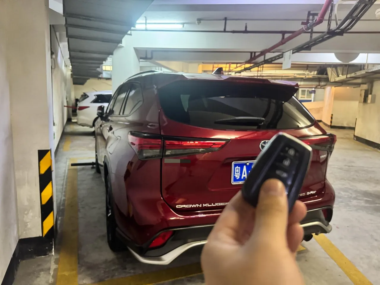 Toyota 2021 Crown Land Release 2.5 Stepless Four-wheel Drive Flagship Automatic Gear 2