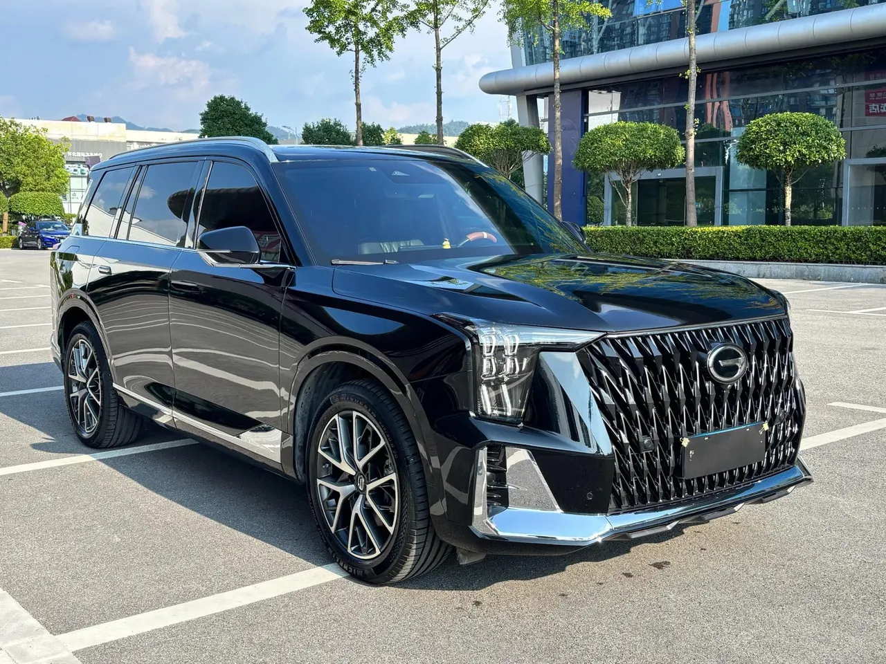 Chuanqi 2022 GS8 Hybrid 2.0TM Stepless Four-wheel Drive Premium Edition Seven-seat Automatic Gear 3