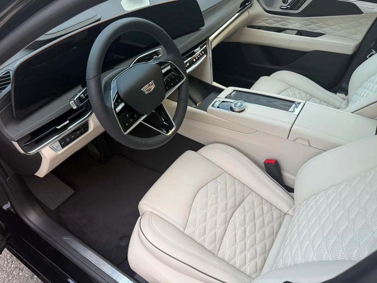 Cadillac 2026 CT6 2.0T 28T flagship automatic gear 3