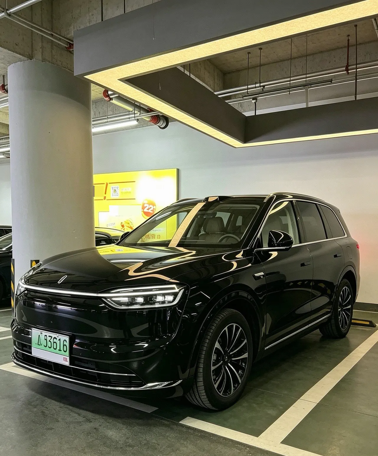 打开图片灯箱:AITO 2026 AITO M7 extended range Ultra 4-wheel drive version 6 seats (896-line laser Radar) automatic gear