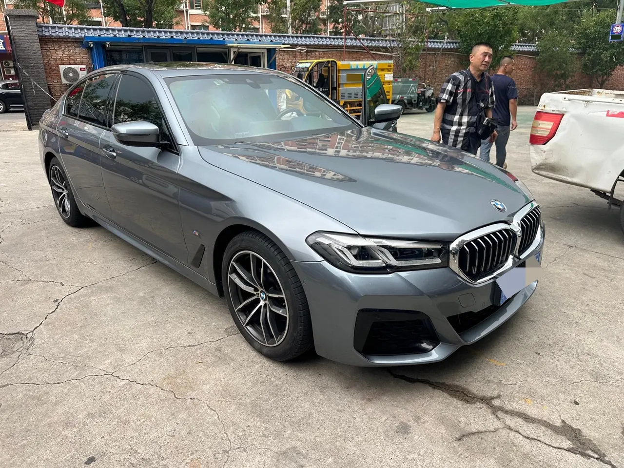 BMW 5 Series (Imported) 2021 525i 2.0T M Sports Suit Automatic Gear 2