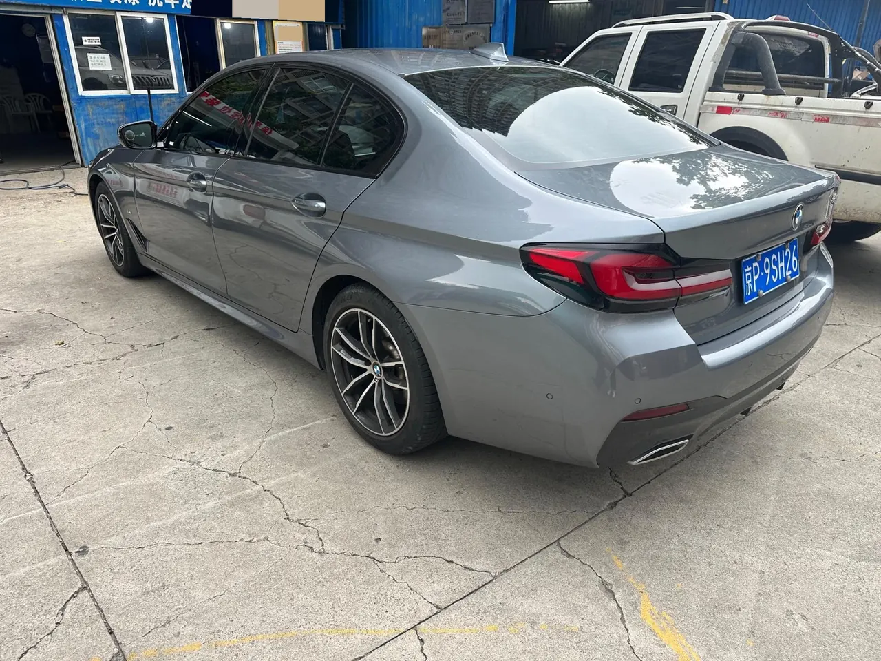 BMW 5 Series (Imported) 2021 525i 2.0T M Sports Suit Automatic Gear 4