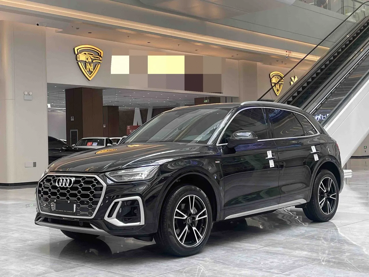 Open image lightbox: Audi 2025 Q5L 2.0TFSI 40TFSI Fashion Dynamic Automatic