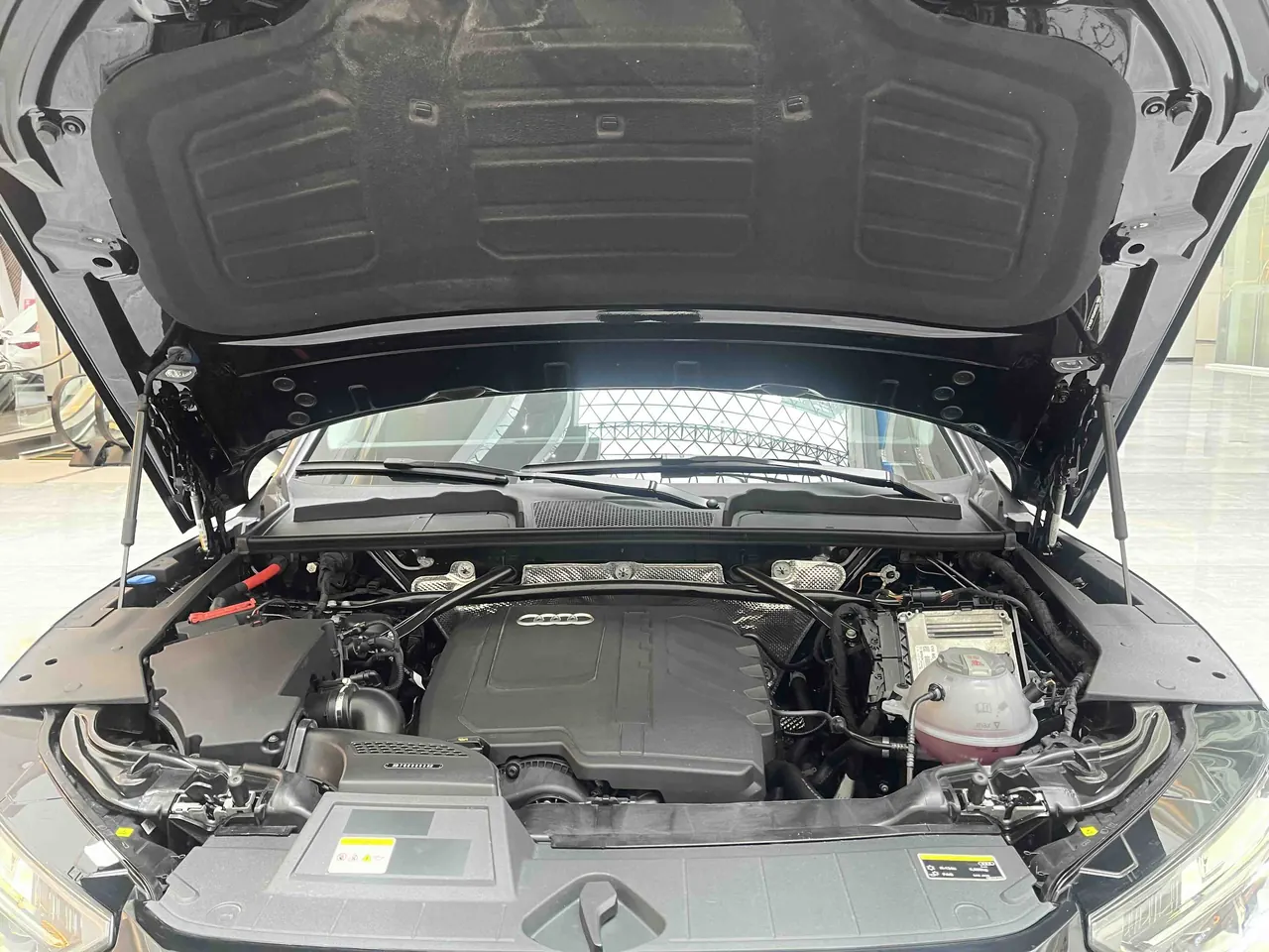 Audi 2025 Q5L 2.0TFSI 40TFSI Fashion Dynamic Automatic 2