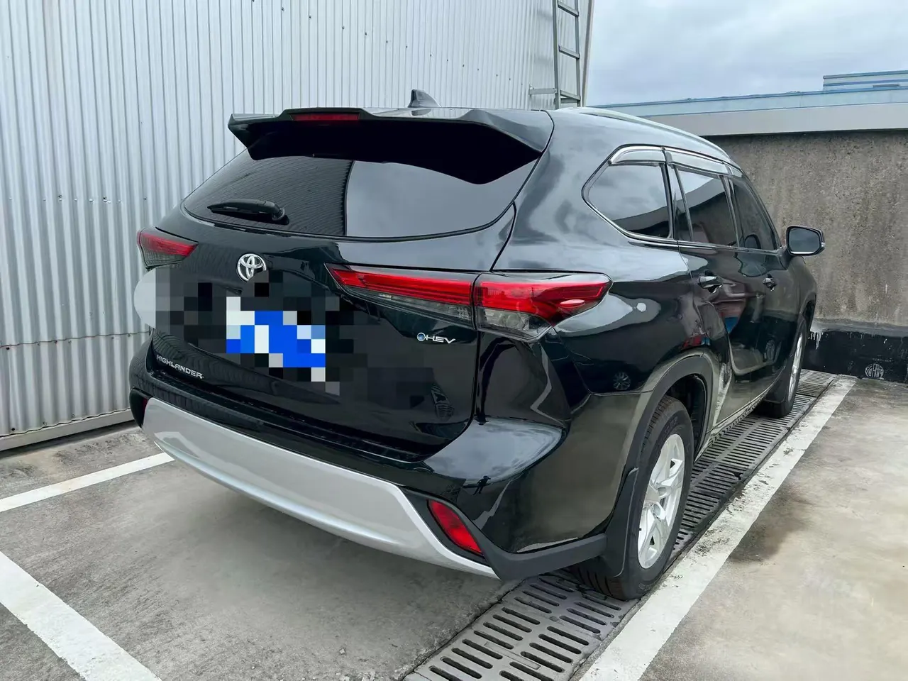 Toyota 2026 Highlander Dual Engine 2.5 Stepless Intelligent Electric Hybrid Two-Drive Elite Edition 5-seat Automatic Transmission 2