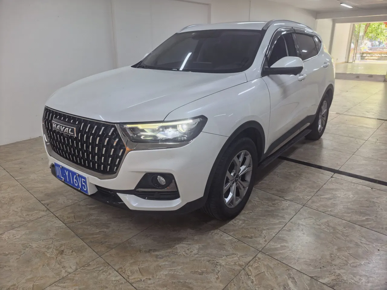 Open image lightbox: Haval 2021 H6 1.5GDIT National Tide Champion Edition Automatic Gear