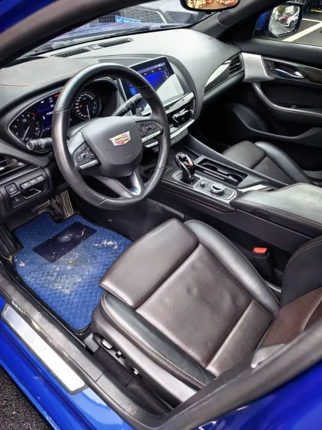 Cadillac 2020 CT5 2.0T 28T Platinum Sports Edition Automatic Gear 3