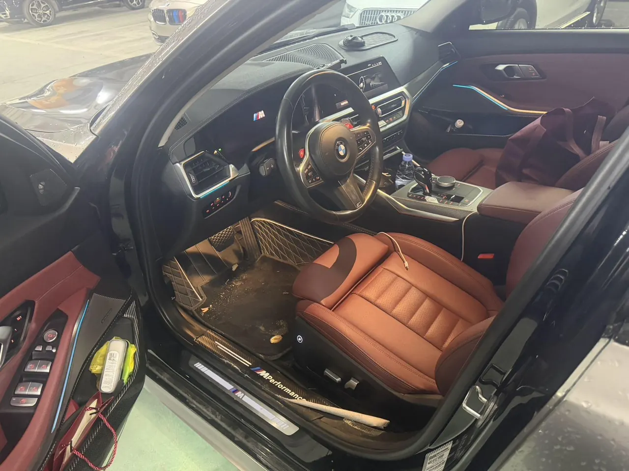 BMW 3 Series 2021 325i 2.0T M Sports Obsidian Night Kit (Changed) Automatic Gear 2