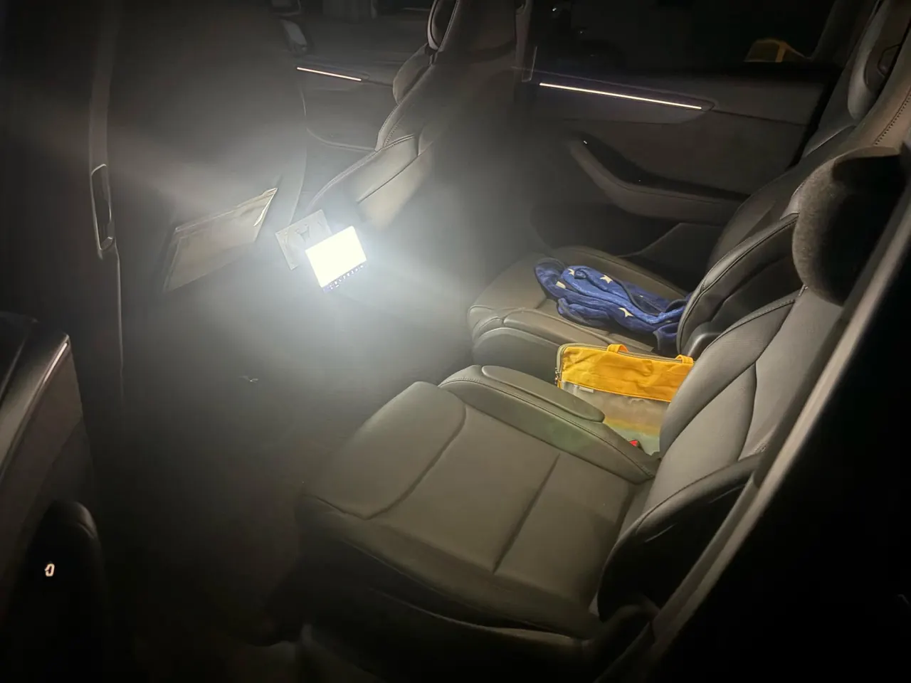 Tesla 2025 Model Y L Long Endurance All-Wheel Drive Automatic Transmission 3