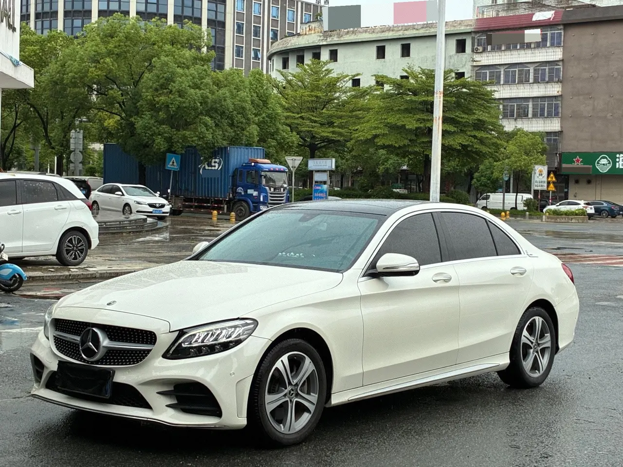 打开图片灯箱:Mercedes Benz Class C 2020 C 260 L 48V 1.5T Sports Edition Automatic Gear