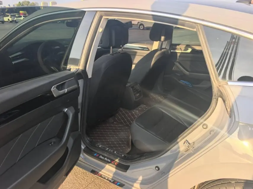 Volkswagen 2021 CC 2.0TSI 380TSI eye-catching automatic gear 5