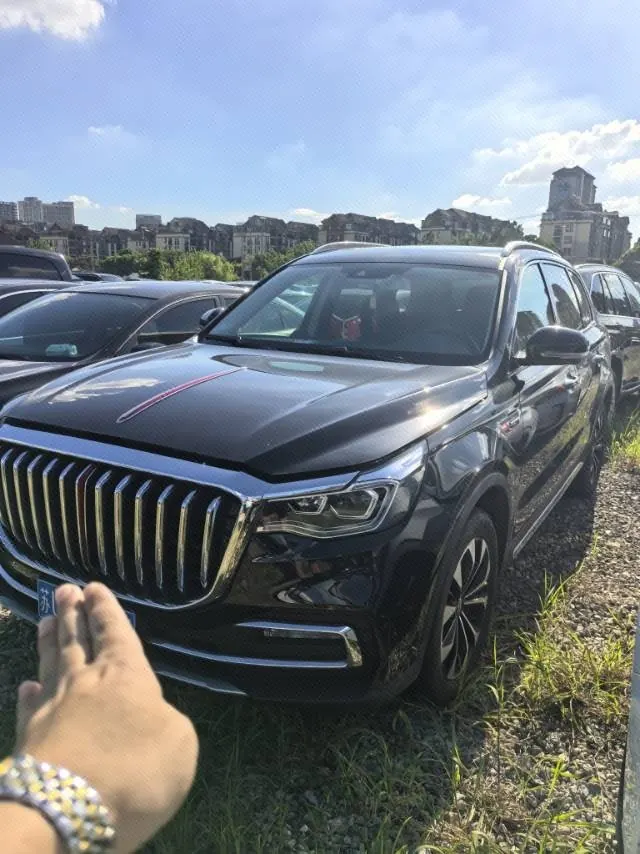 Open image lightbox: HongQi 2022 HS7 48V 2.0T Two-Drive Smart Union Flag Edition 7-seat Automatic Gear