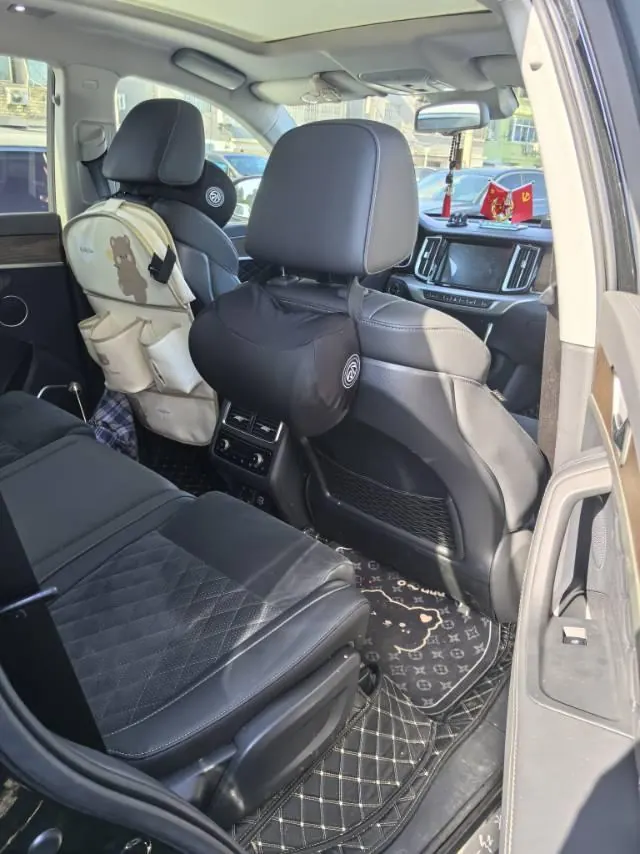 HongQi 2022 HS7 48V 2.0T Two-Drive Smart Union Flag Edition 7-seat Automatic Gear 4