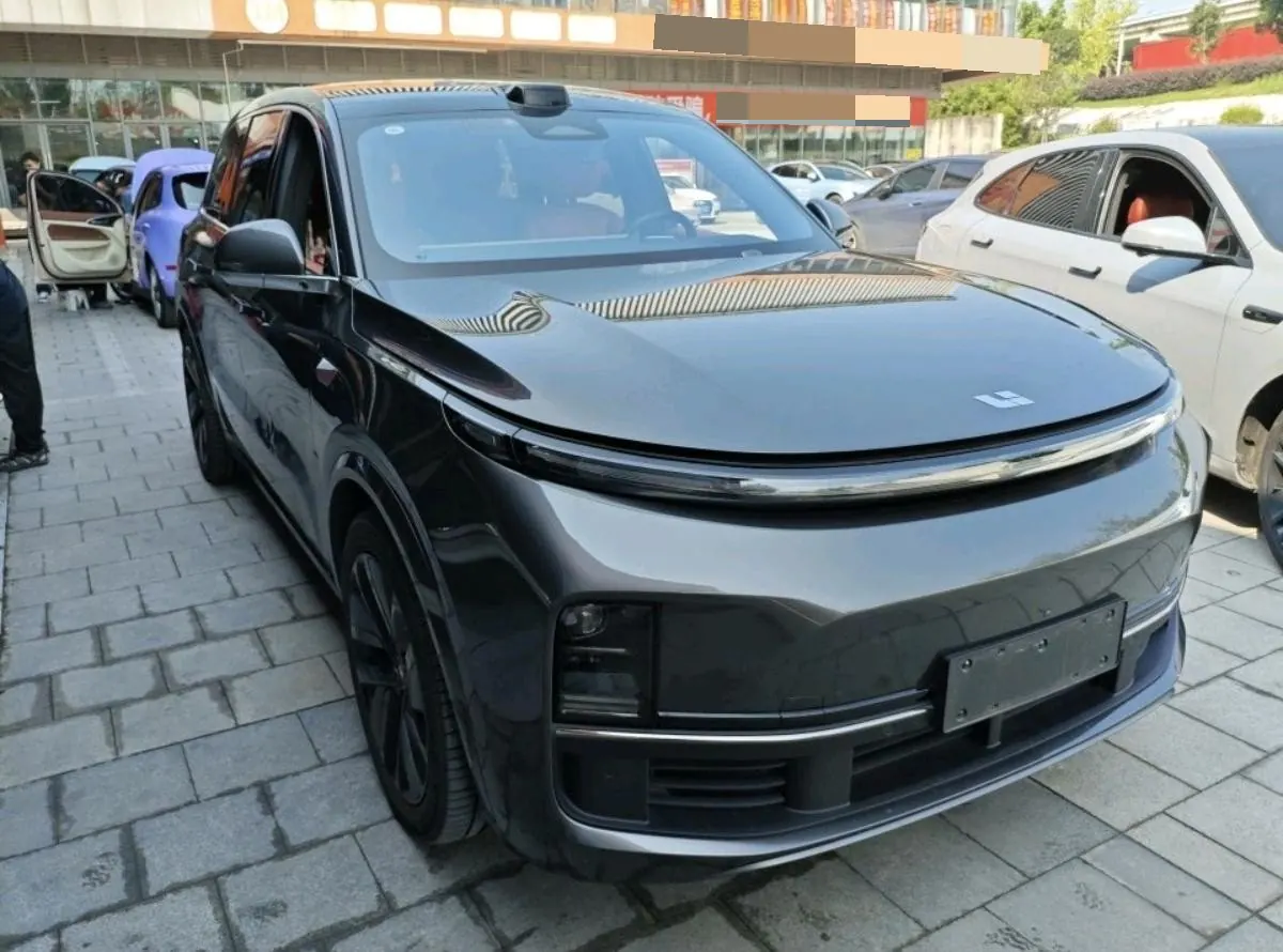 Li 2022 L9 1.5T Max Edition Automatic Gear 2