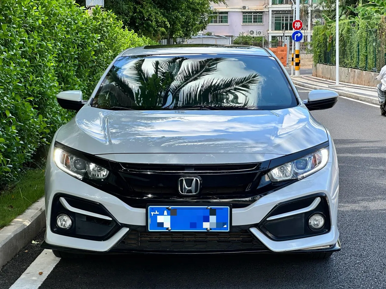 Honda 2021 Civic Hatchback 1.5T Stepless 220TURBO New Sharp Control Automatic Gear 2