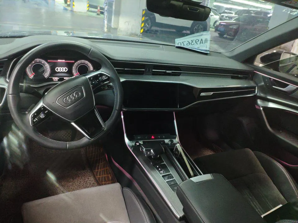 Audi 2021 A6L 2.0TFSI 40TFSI Deluxe Dynamic Automatic 2
