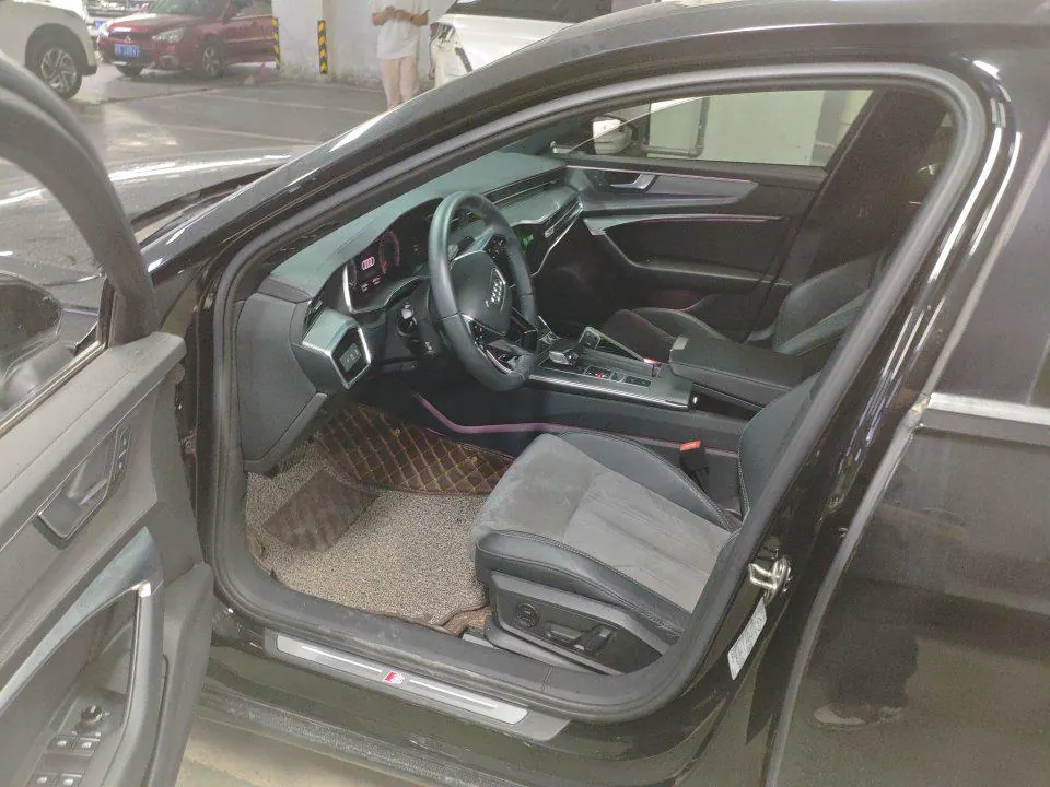 Audi 2021 A6L 2.0TFSI 40TFSI Deluxe Dynamic Automatic 3