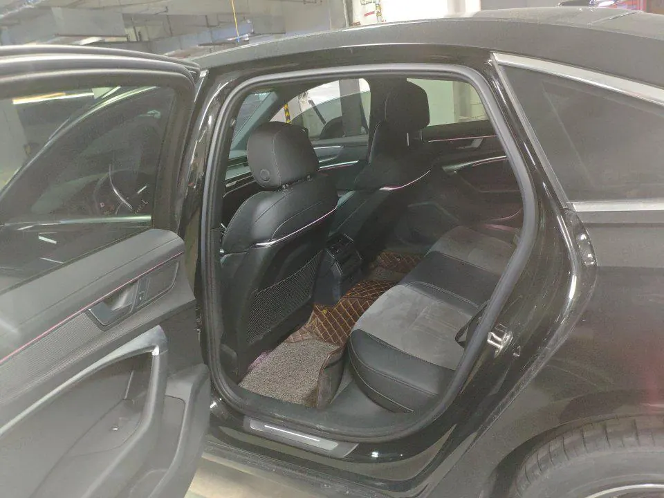 Audi 2021 A6L 2.0TFSI 40TFSI Deluxe Dynamic Automatic 4