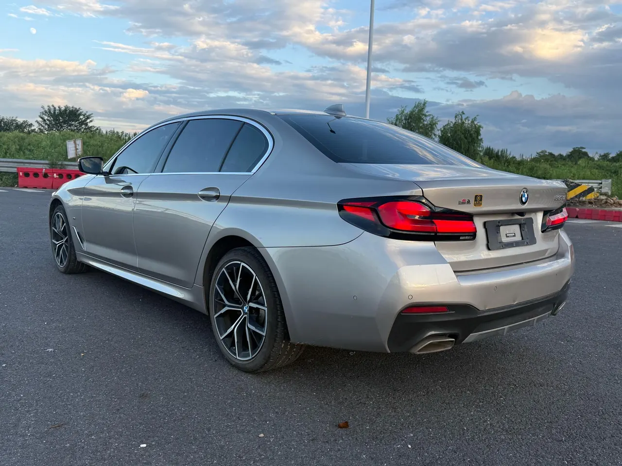 BMW 5 Series 2021 530Li 2.0T Exclusive M Sports Suit Automatic Gear 2