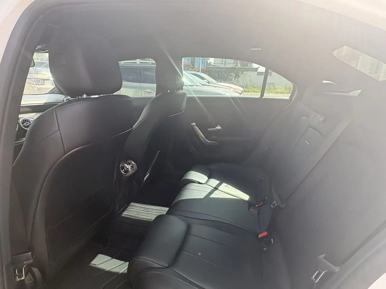 Mercedes Benz Class A 2022 A 200 L 1.3T Fashion (Change 3) Automatic 9