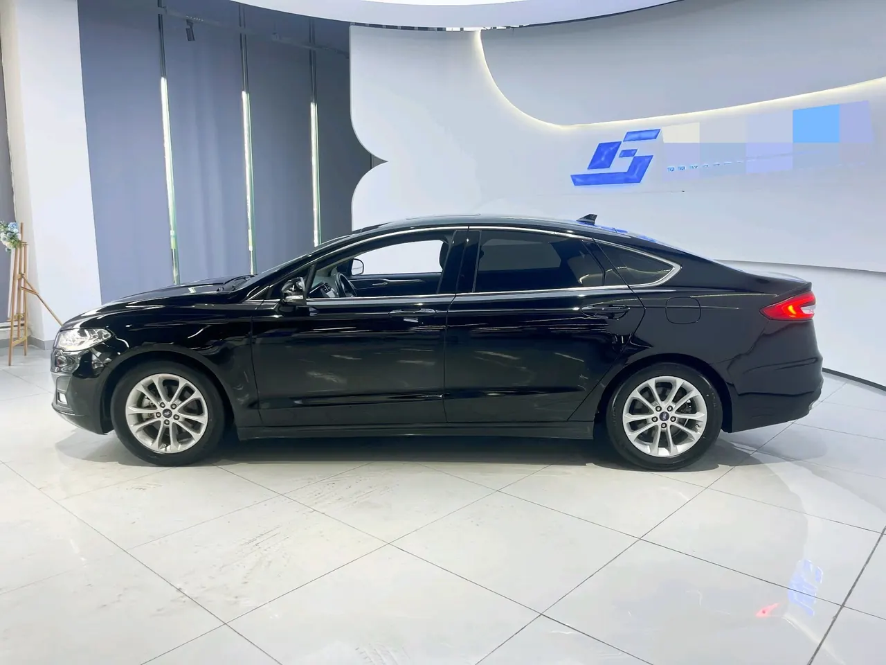 Ford 2020 Mondeo 1.5T EcoBoost 180 Fashion Automatic 3