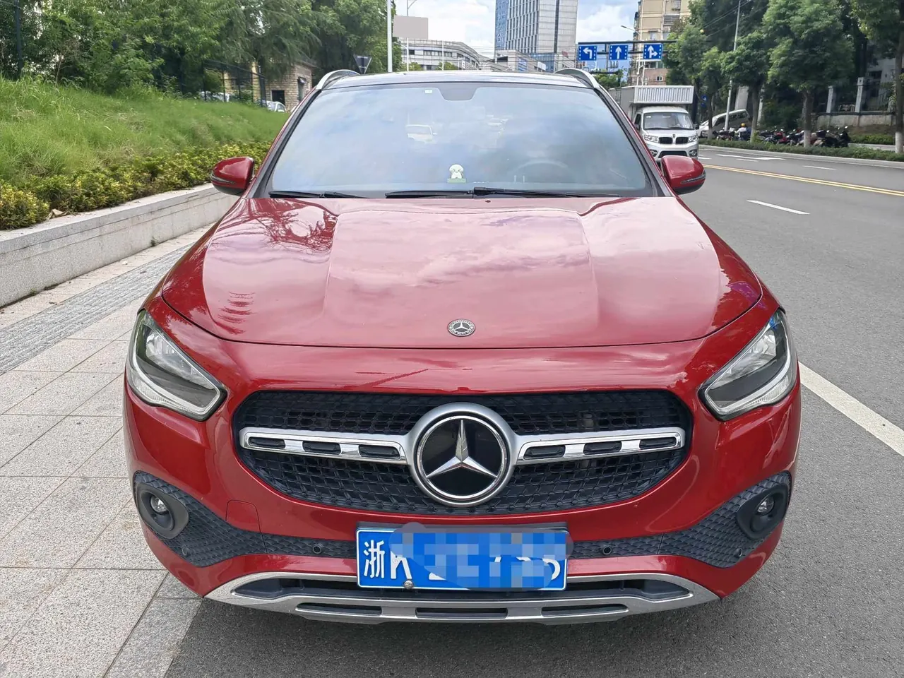 Mercedes Benz 2020 GLA 180 1.3T automatic gear 2