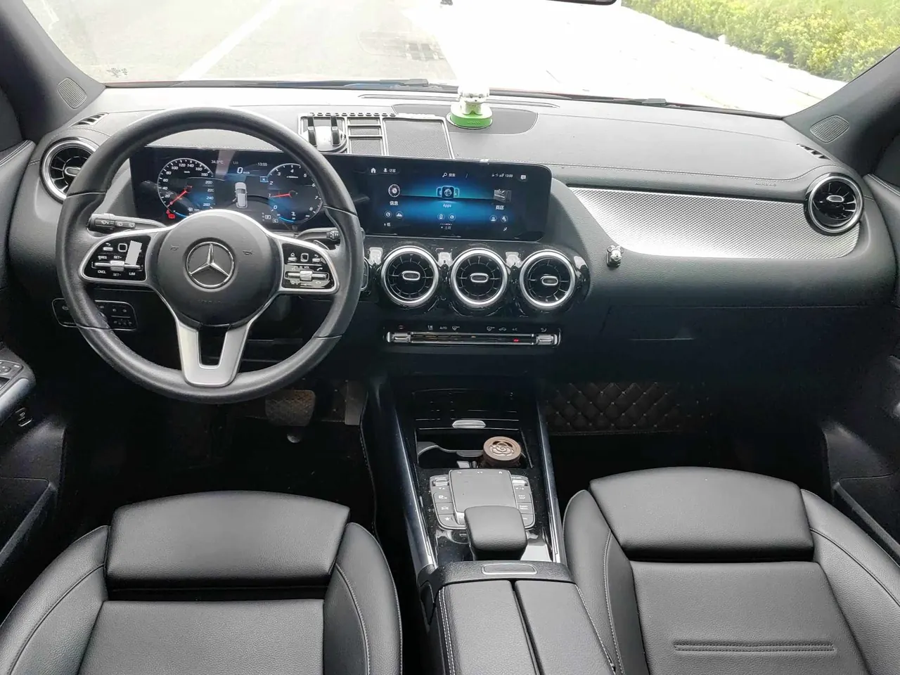 Mercedes Benz 2020 GLA 180 1.3T automatic gear 5