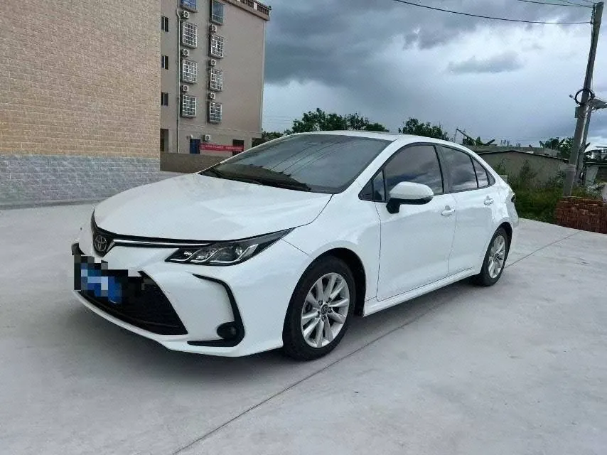 Open image lightbox: Toyota 2023 Corolla Double Engine 1.8 Stepless Intelligent Electric Hybrid Elite Automatic Gear