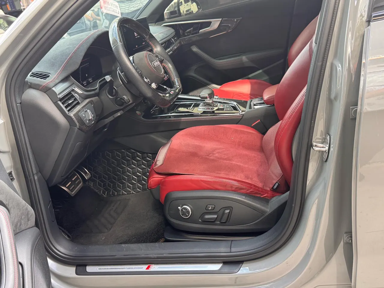 Audi S4 (Imported) 2022 S4 Limousine 3.0TFSI Automatic Gear 2