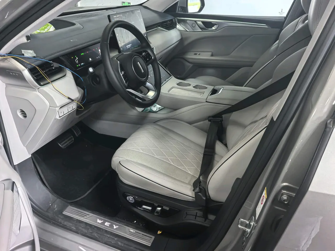 WEY 2023 Mocha PHEV 1.5T Two-Drive Long Endurance Edition Automatic Gear 3