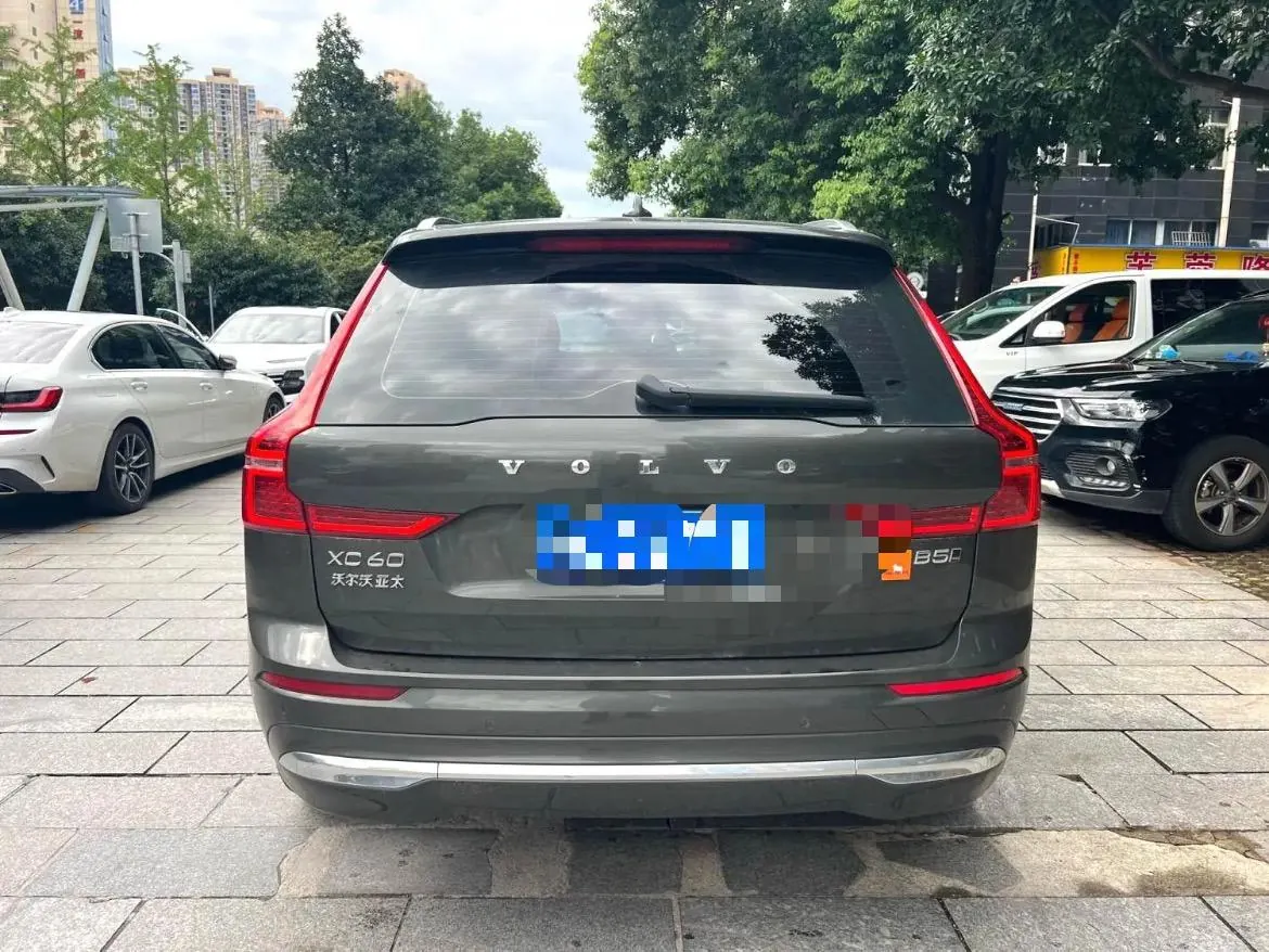 Volvo 2022 XC60 48V 2.0T B5 4-wheel drive Zhiyuan Deluxe Edition Automatic Gear 11