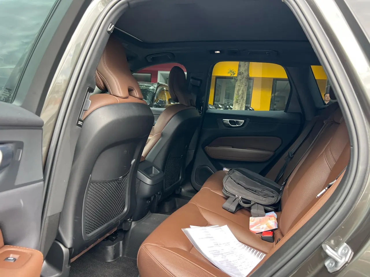 Volvo 2022 XC60 48V 2.0T B5 4-wheel drive Zhiyuan Deluxe Edition Automatic Gear 8