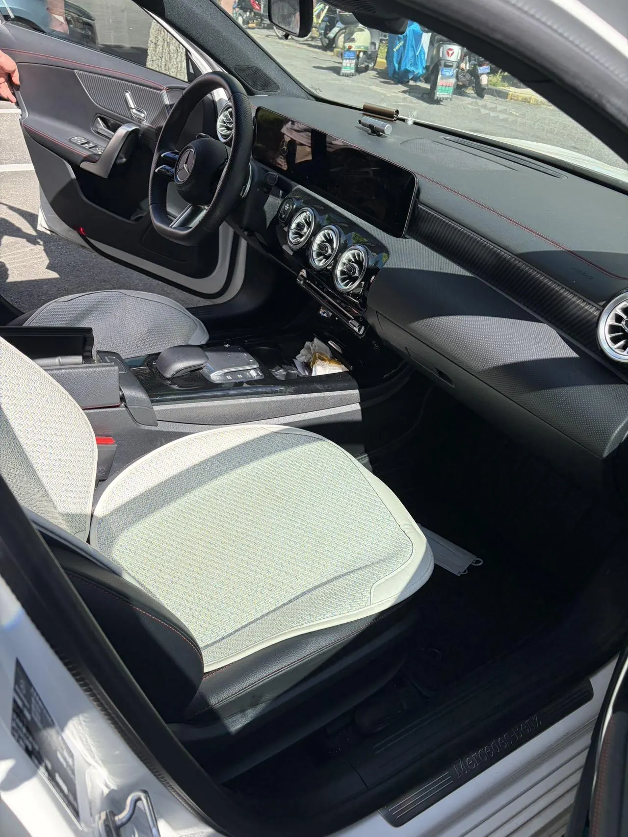 Mercedes Benz Class A 2023 A 200 L 1.3T Fashion Automatic Gear 4
