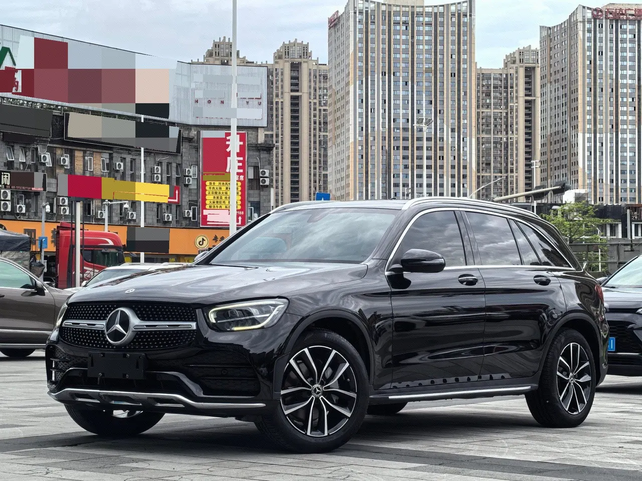 Open image lightbox: Mercedes Benz 2020 GLC 300 L 4MATIC 2.0T Dynamic (Modified) Automatic Gear