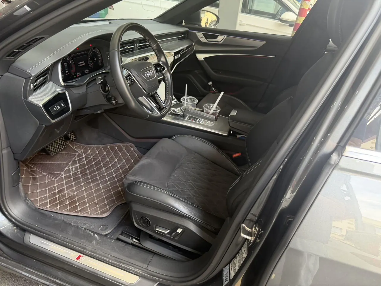 Audi 2023 A6L 2.0TFSI 45TFSI Selected Dynamic Automatic 3
