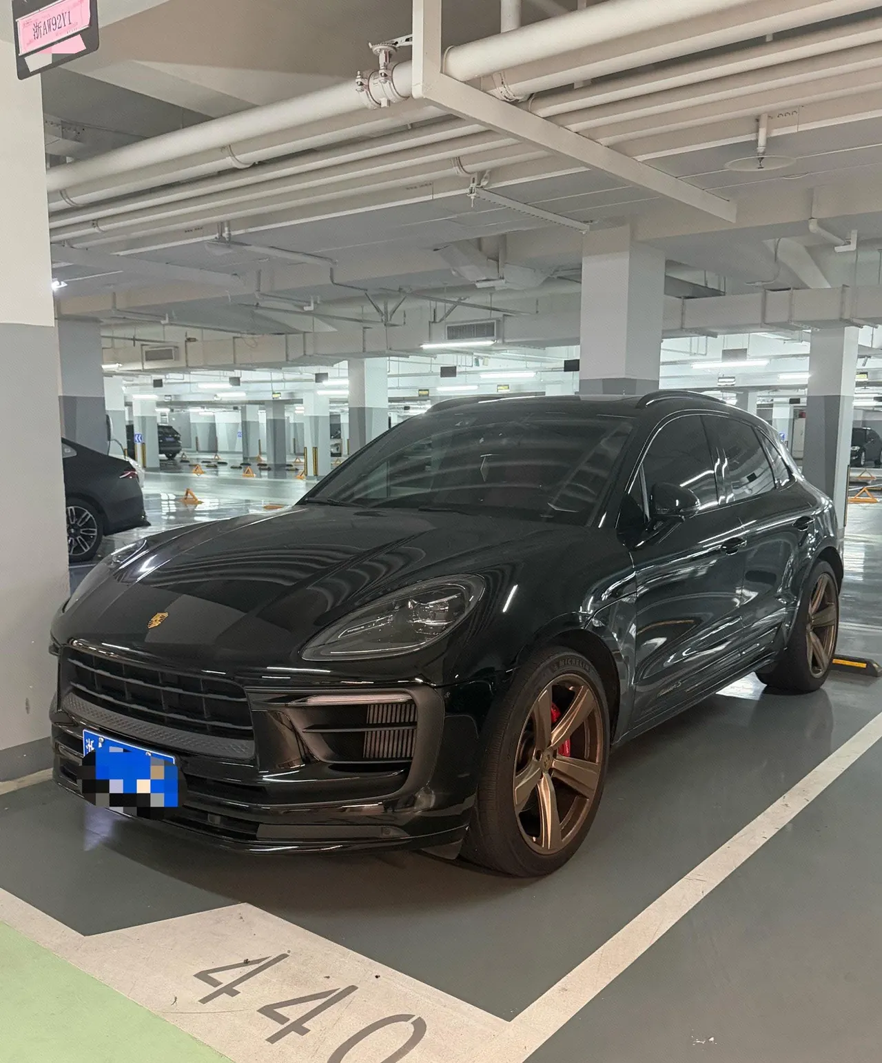 Open image lightbox: Porsche Macan (Imported) 2023 Macan S 2.9T Automatic