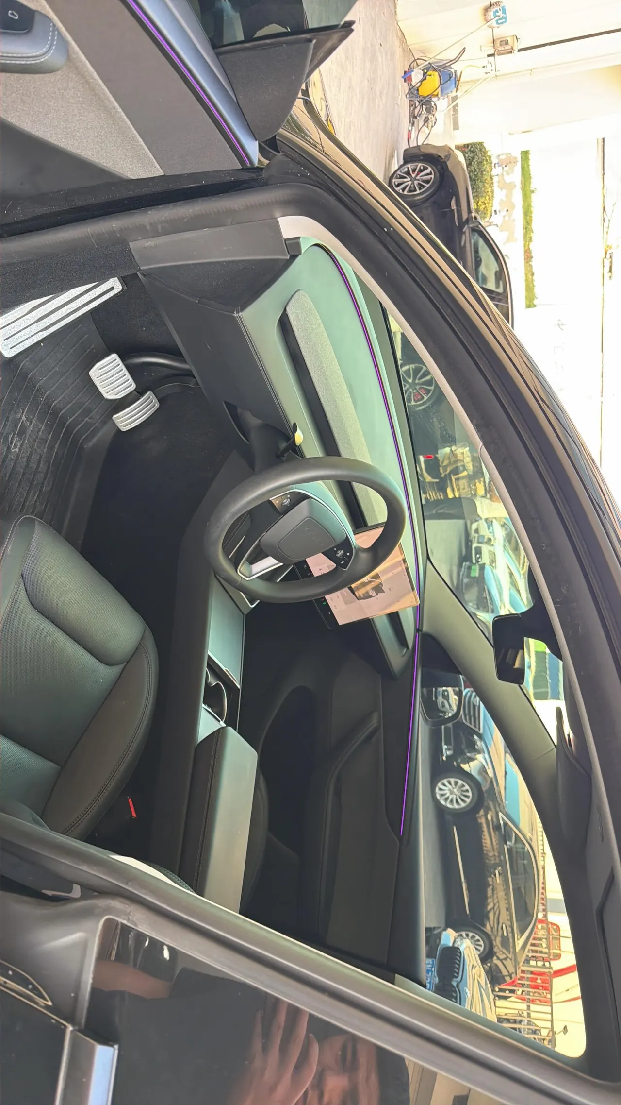 Tesla 2025 Model Y rear-wheel drive version automatic transmission 5
