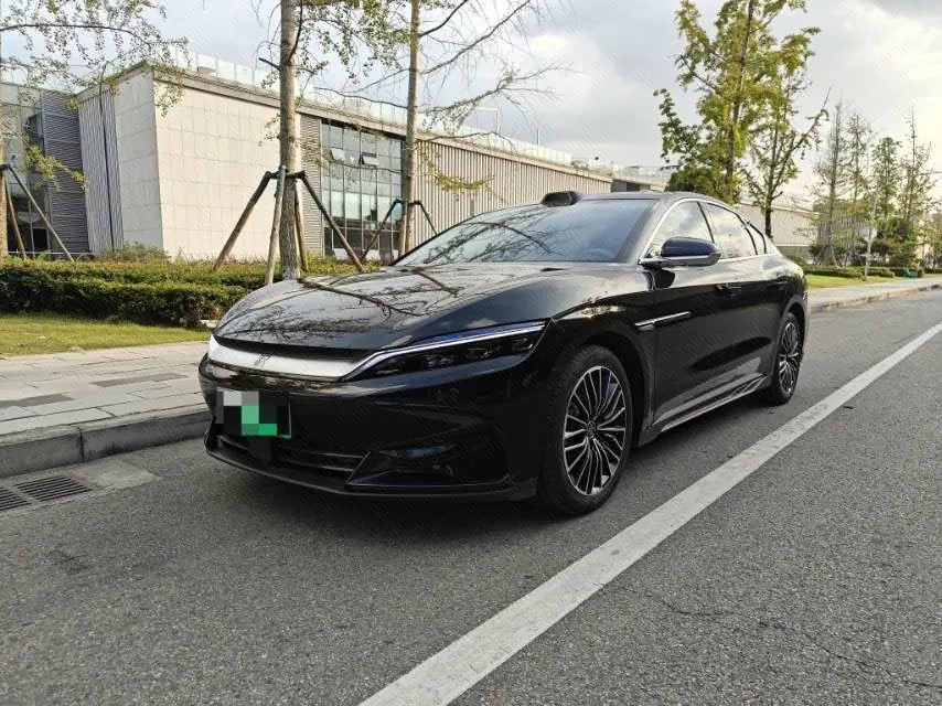打开图片灯箱:BYD 2025 Han DM-i 1.5T stepless smart driving version 125KM laser Radar flagship automatic gear