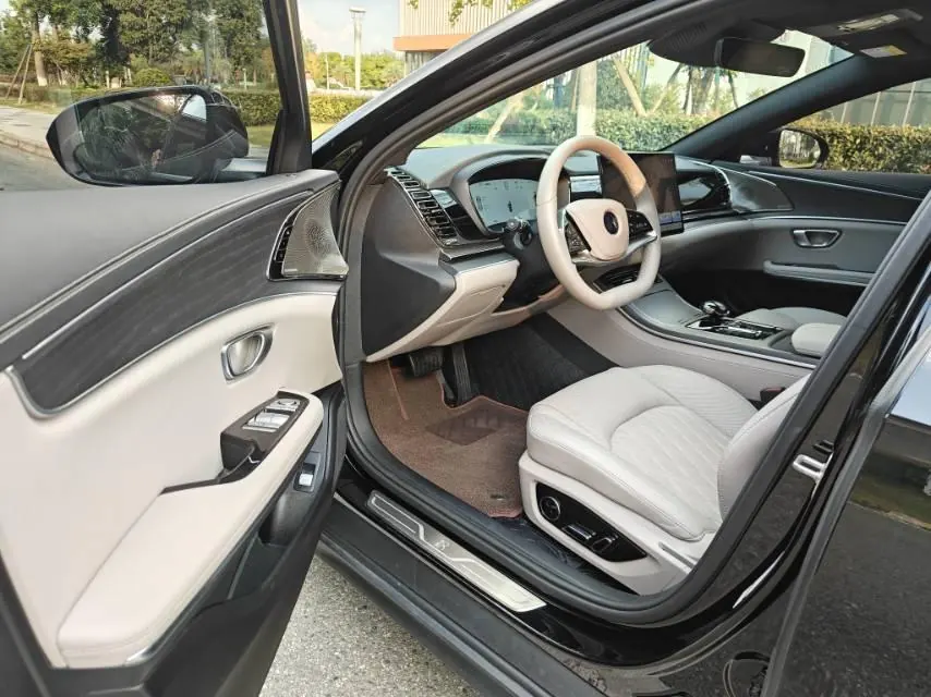 BYD 2025 Han DM-i 1.5T stepless smart driving version 125KM laser Radar flagship automatic gear 6
