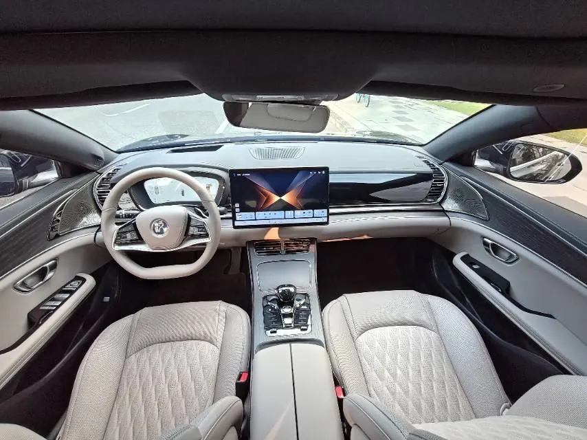 BYD 2025 Han DM-i 1.5T stepless smart driving version 125KM laser Radar flagship automatic gear 8