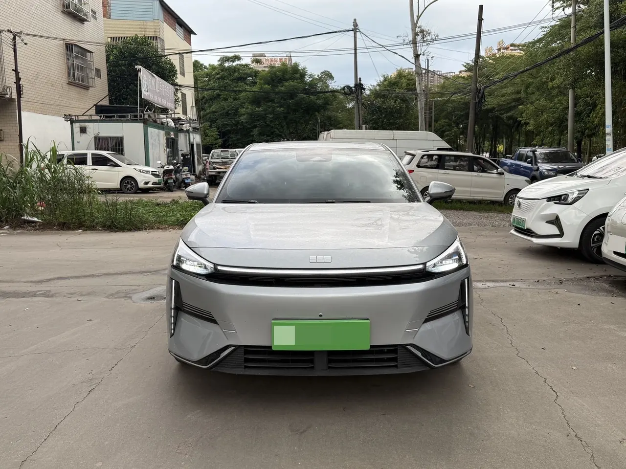 Geely Galaxy 2025 L6 EM-i 1.5 140km Starship Edition Automatic Gear 5