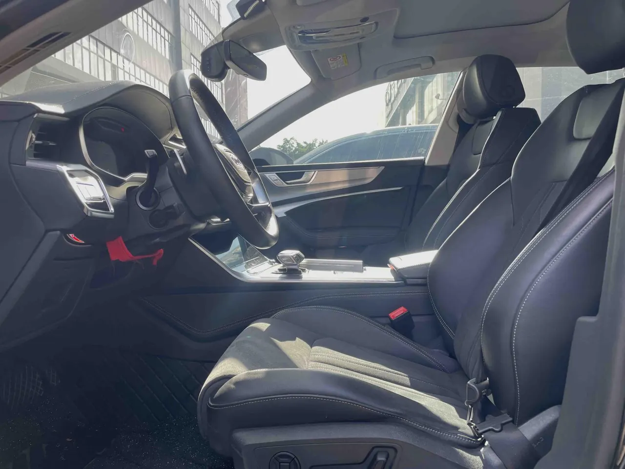 Open image lightbox: Audi 2024 A7L 2.0TFSI 45TFSI Luxury Automatic