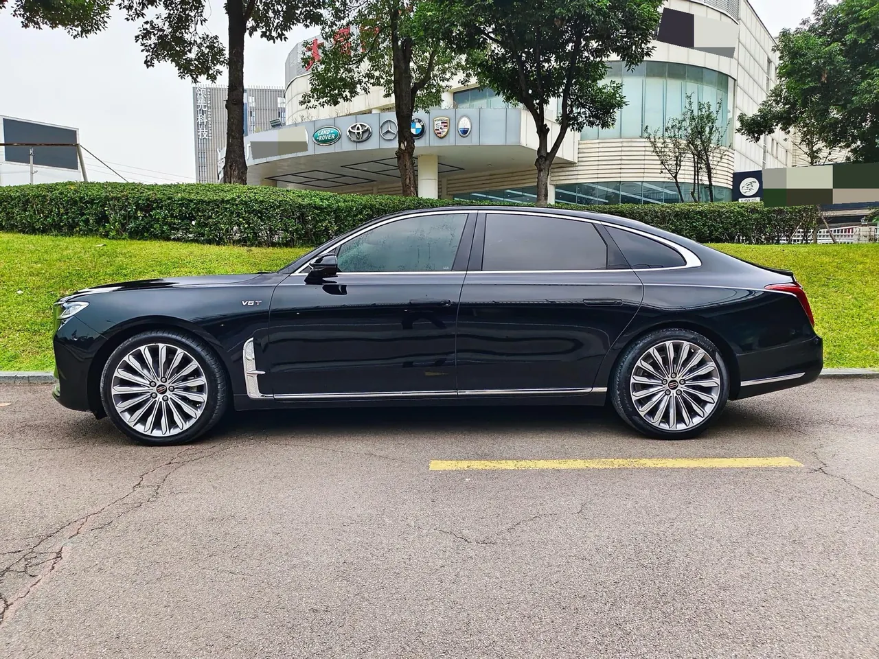 HongQi 2020 H9 3.0T Zhilian Qi Chang Edition Automatic Gear 2